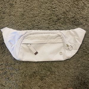 Lululemon Fanny Pack 💜